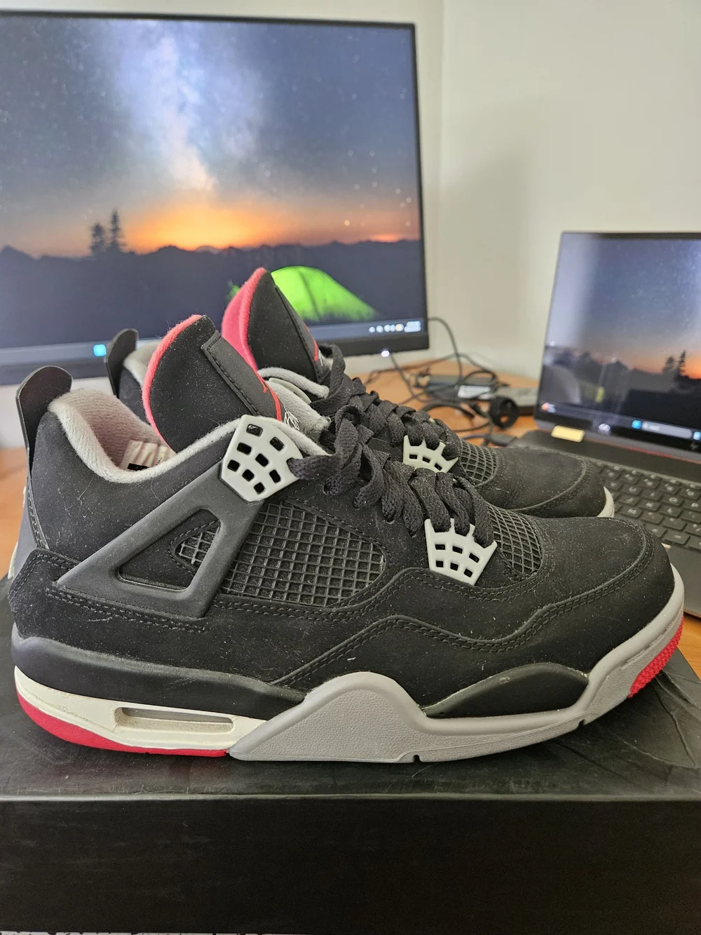 Jordan Air Jordan 4 Retro Bred Black Cement Grey Fire Red 2012 308497-089 - 7.5M